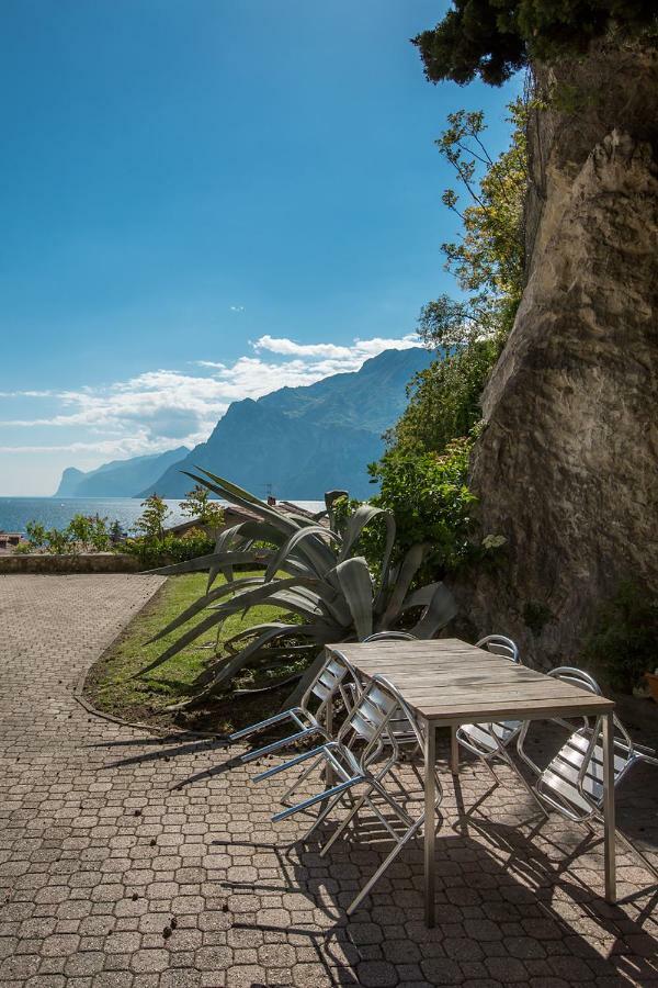 Apartments Suster Torbole Sul Garda Eksteriør bilde