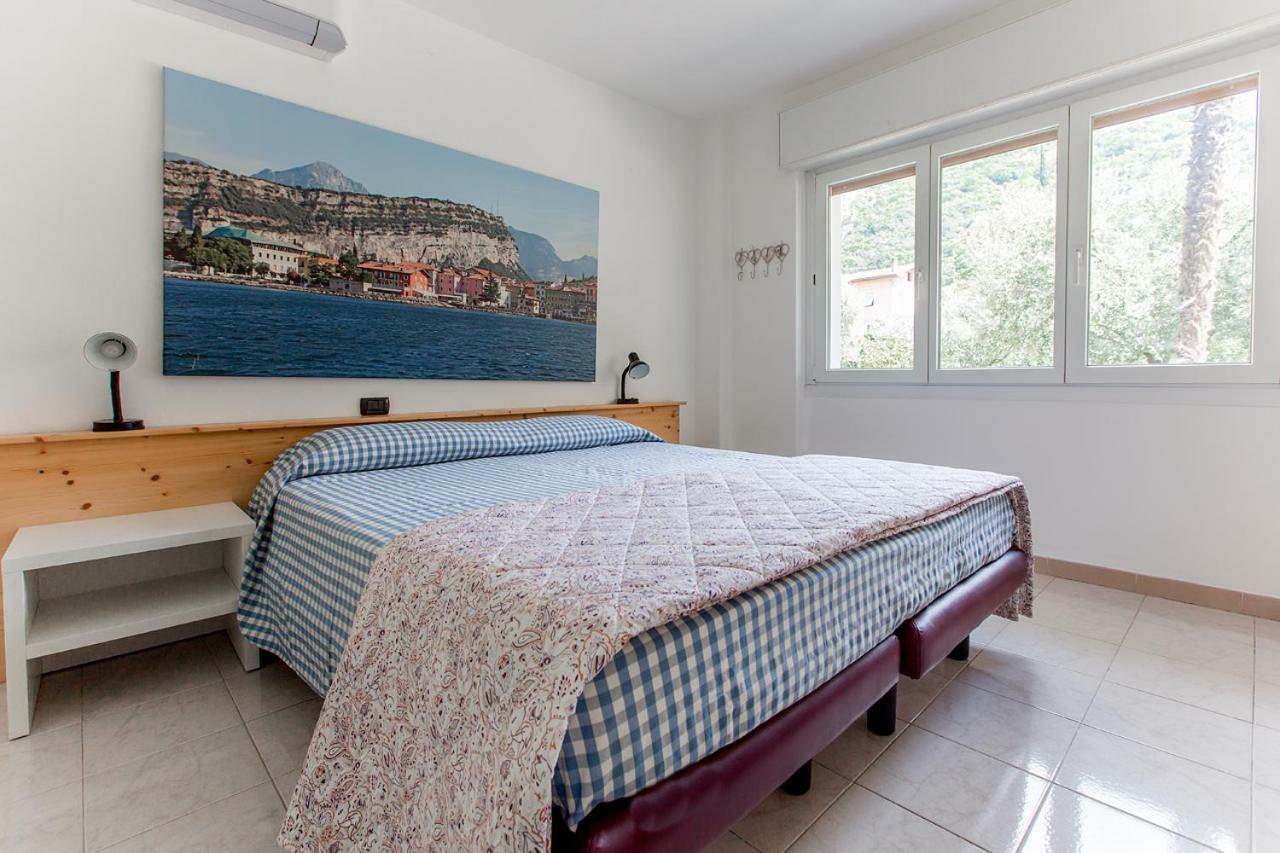 Apartments Suster Torbole Sul Garda Eksteriør bilde